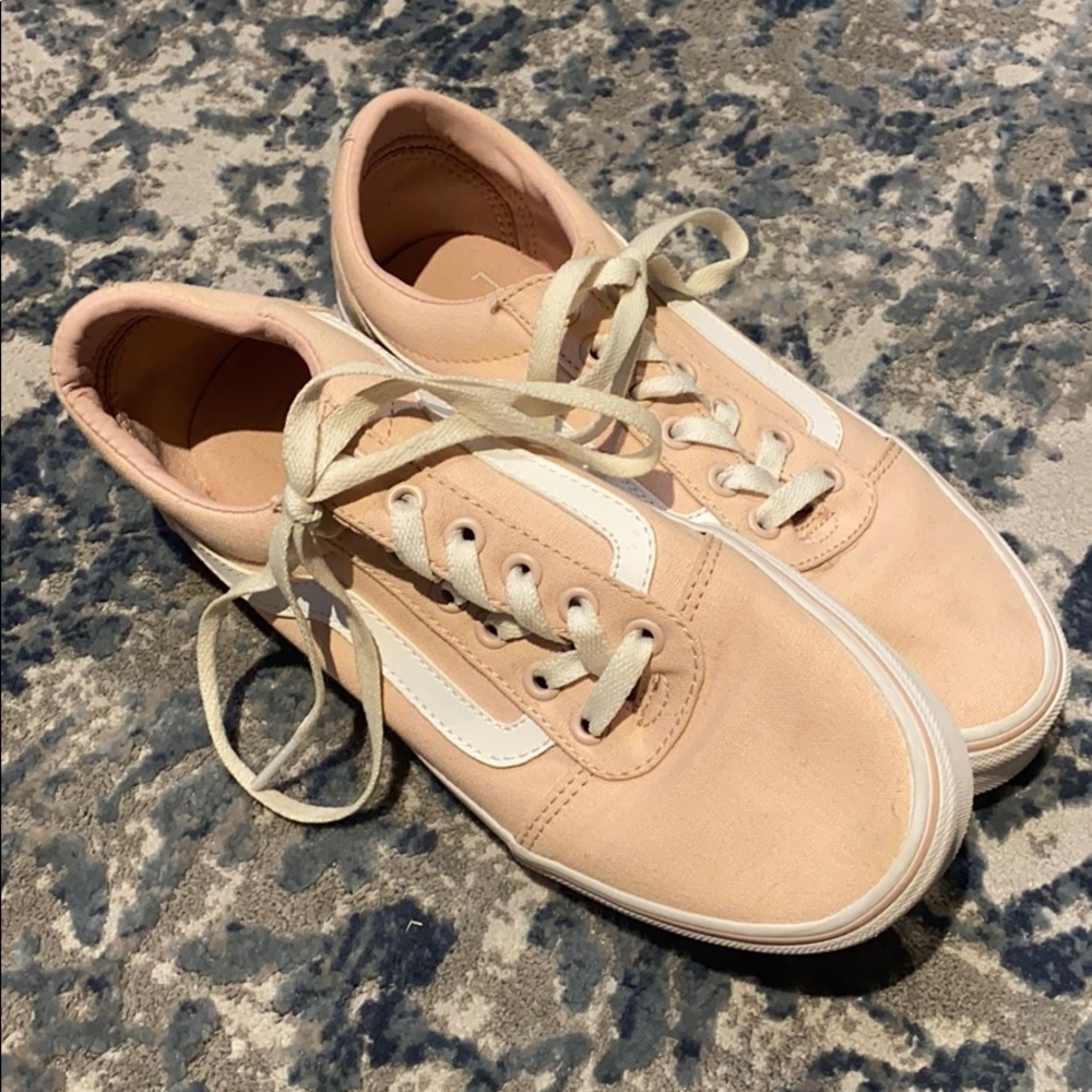 Pink vans !
